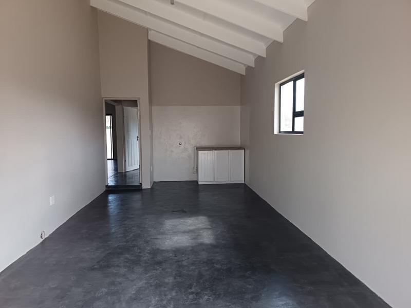 3 Bedroom Property for Sale in Albertinia Western Cape